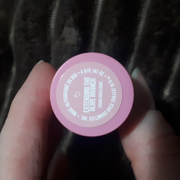 Jeffree Star - Velvet Trap Lipstick - Extending The Olive Branch. - Picture 3 of 3